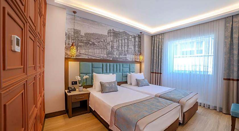 Grand Hilarium Hotel