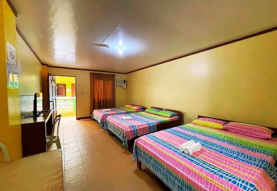 White Beach Hotel Puerto Galera powered by Cocotel