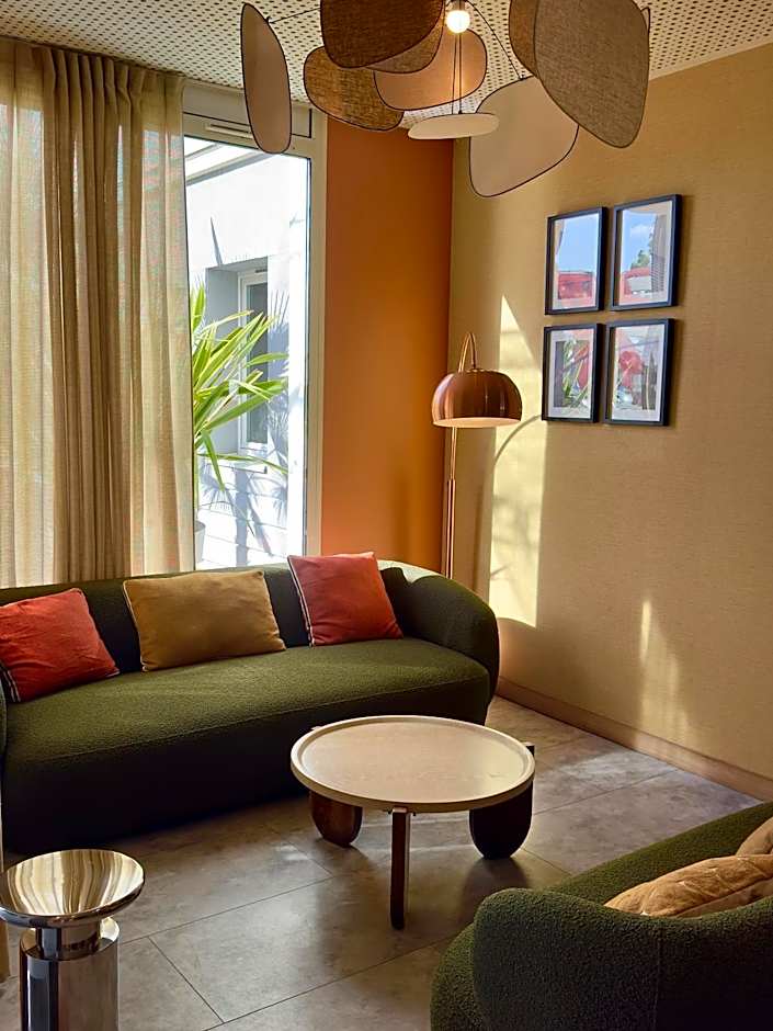 Mercure Chartres Est