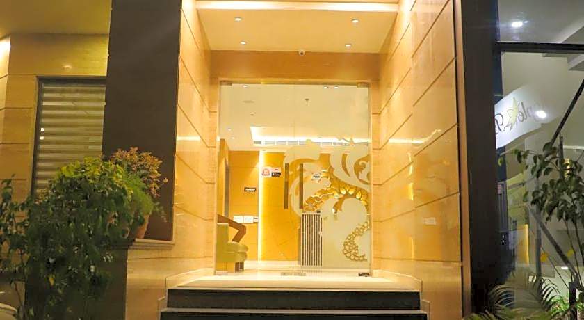 Hotel Maple Grand