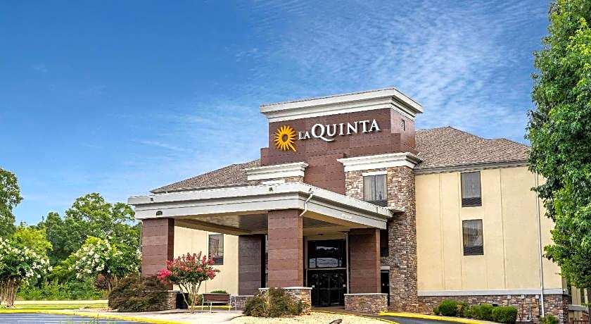 La Quinta Inn & Suites by Wyndham Covington
