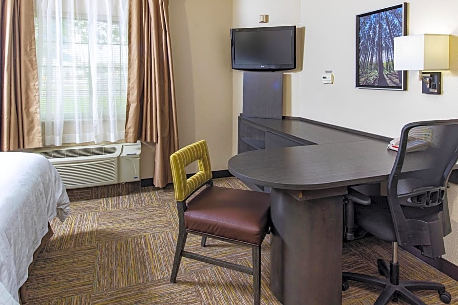 Candlewood Suites Appleton By IHG