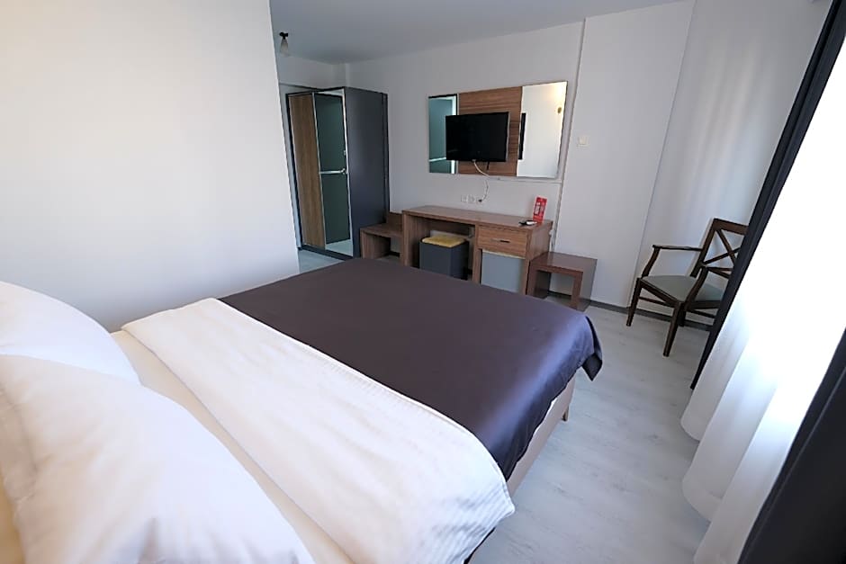 Ustun Hotel Alsancak