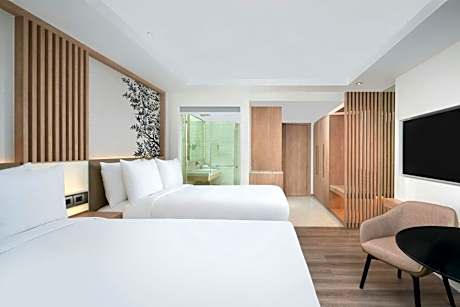 Superior Double Room with Two Double Beds and City View