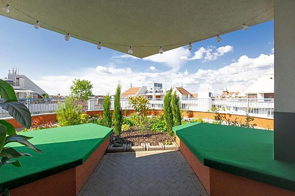 Rooftop City Residence with Underground Parking