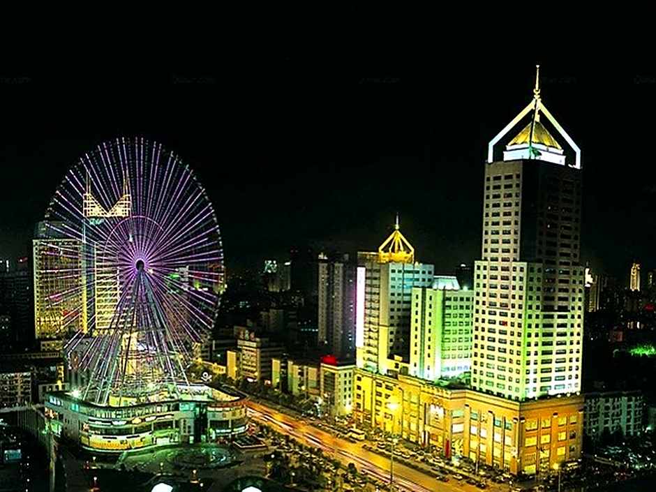 Gold Source Sunshine Hotel