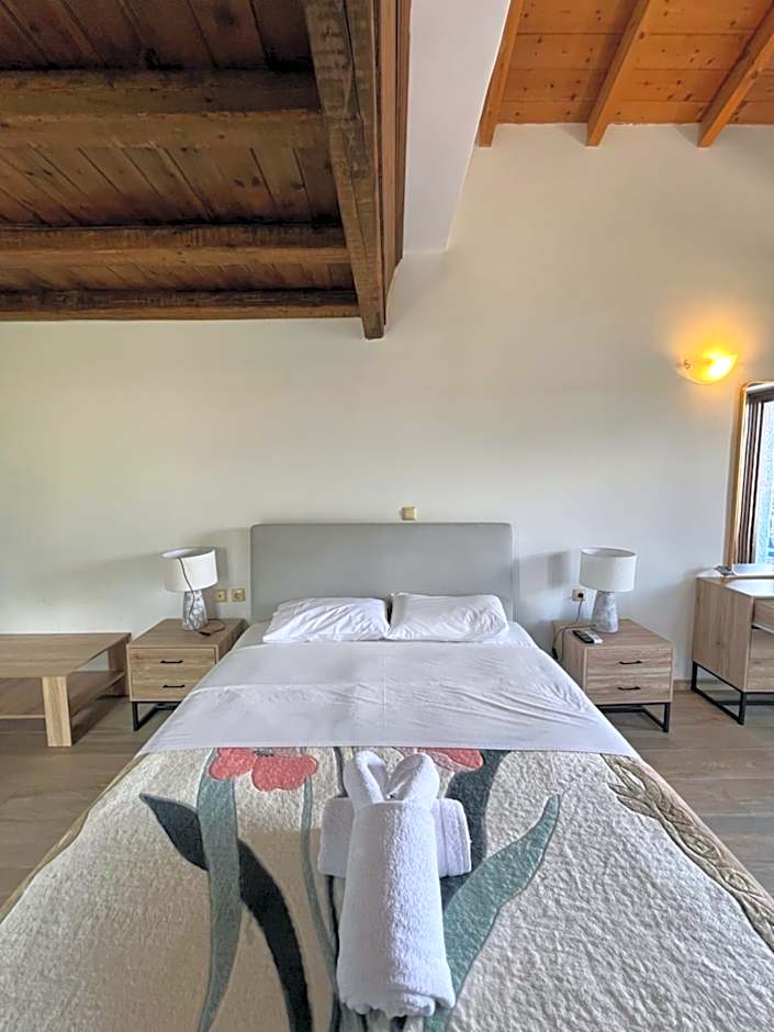 Koukouri Suites