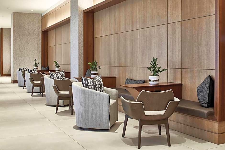 AC Hotel by Marriott Atlanta Airport Gateway