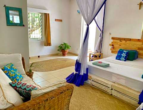 Salty's Kitesurf Village