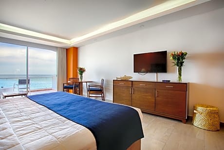 Junior Suite with ocean view - 1 king bed