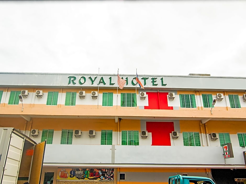 OYO 89408 Royal Hotel