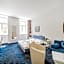 Self-Check-In Hotel Adlon