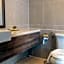 B2 Mae Hong Son Premier Hotel