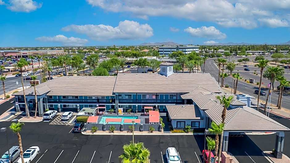 The Hotel Serene Glendale Peoria, Surestay Collection by BW