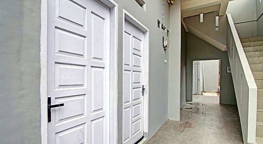 Hotel O Lavina Guesthouse