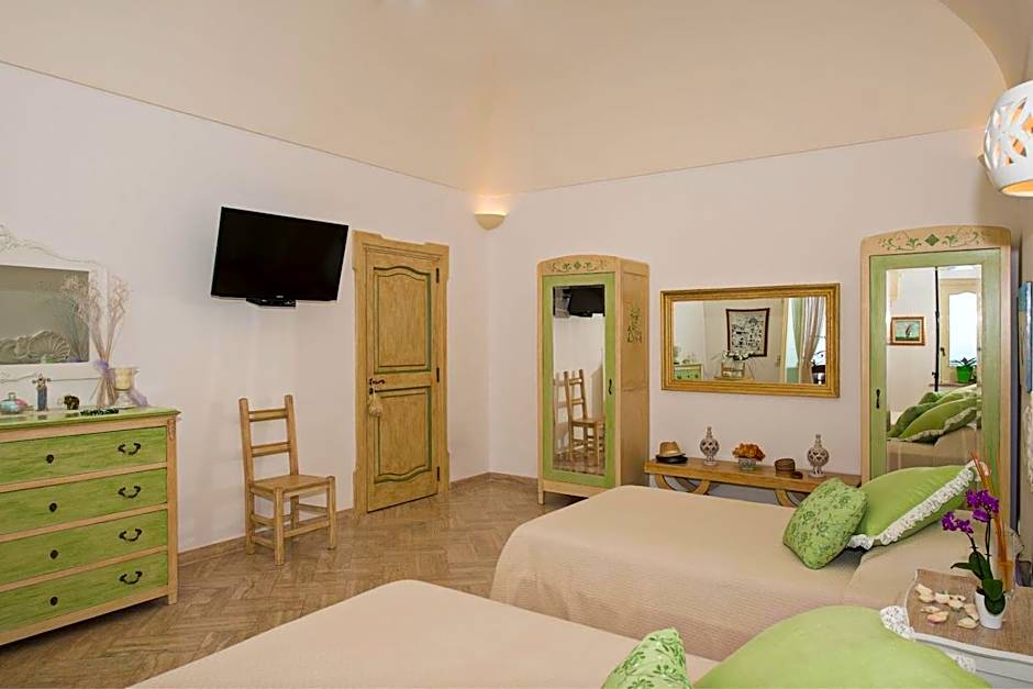 Villa Santa Chiara Positano Suites