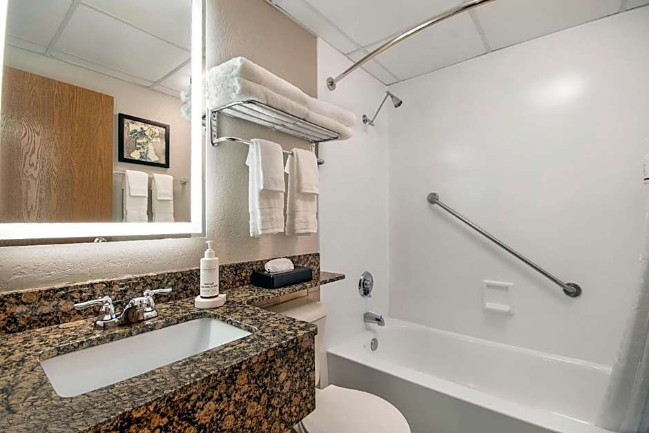 AmericInn by Wyndham St. Peter