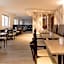 Hotel 22