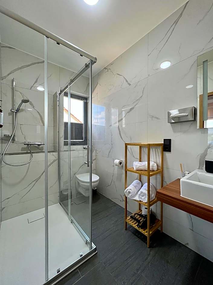 JUNIPRO Hotel Schinderhannes