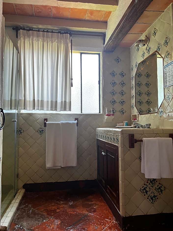 Casa Bugambilia, Un Pequeño Hotel en Tepoztlán