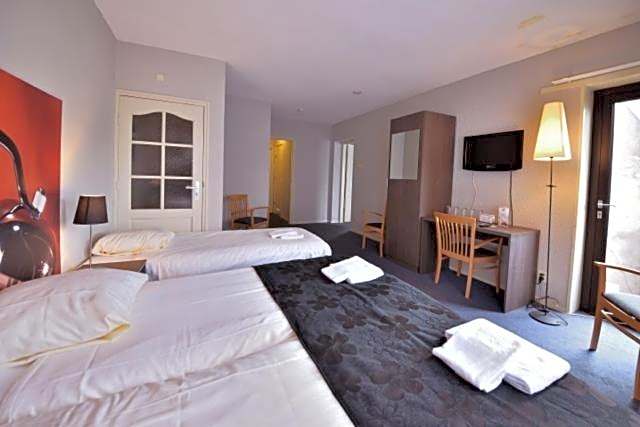 Foto 1 di 4 di Triple Room