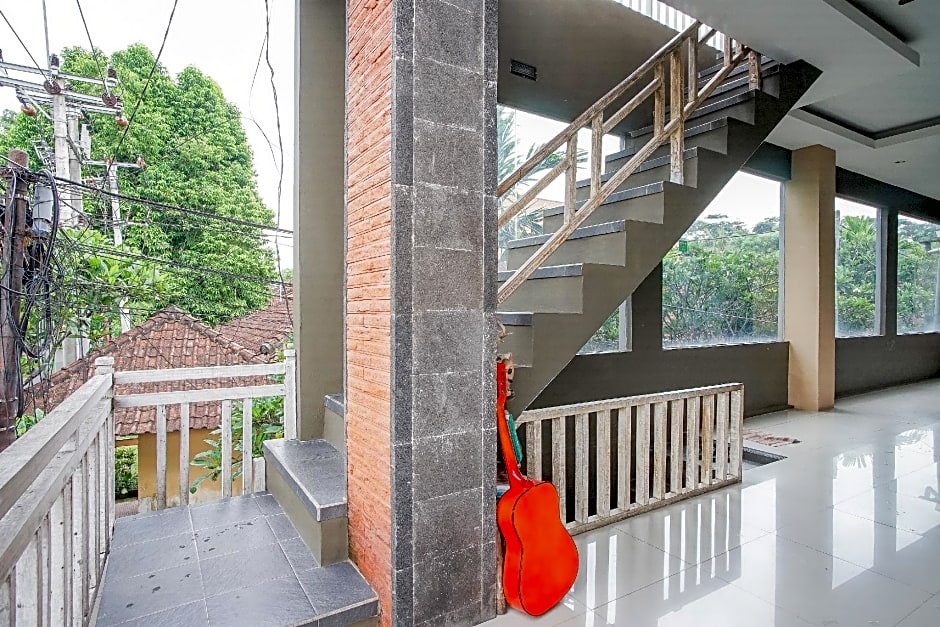 Kememai Hostel
