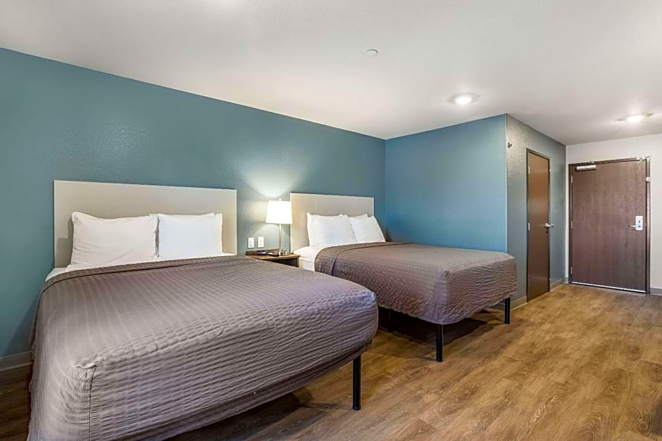 WoodSpring Suites Colton