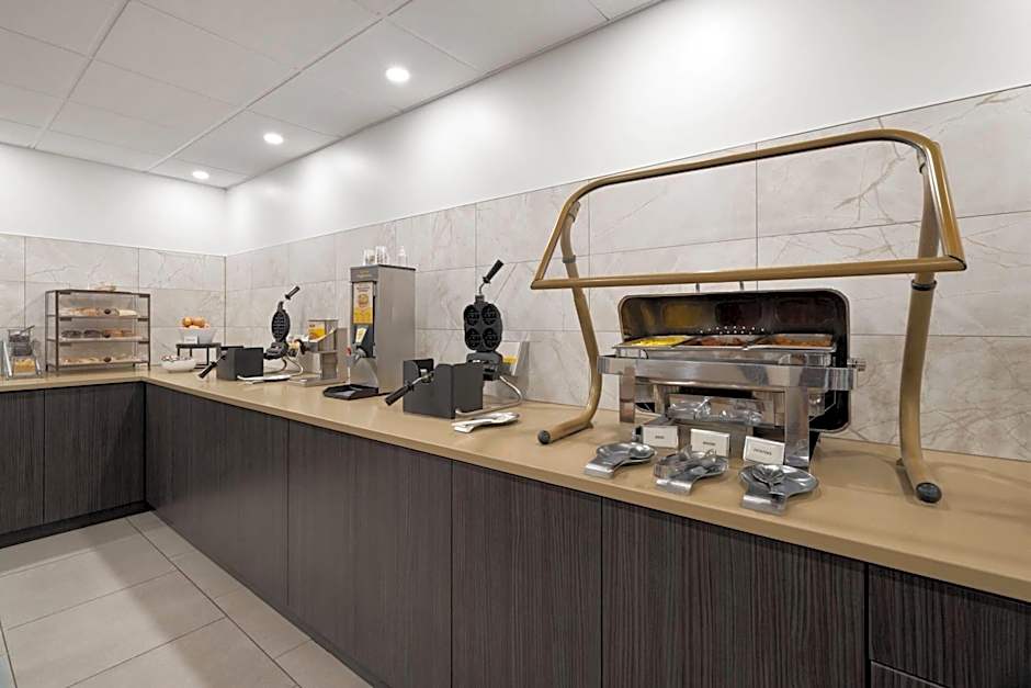 Wingate by Wyndham Matthews/Charlotte