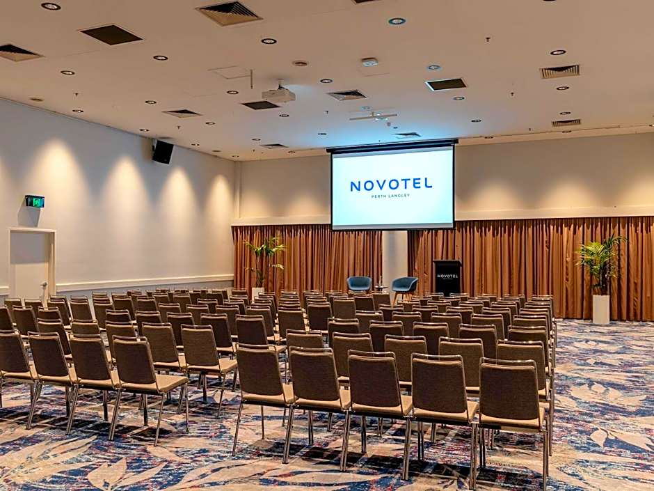 Novotel Langley Perth