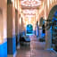 Hotel Medio Mundo