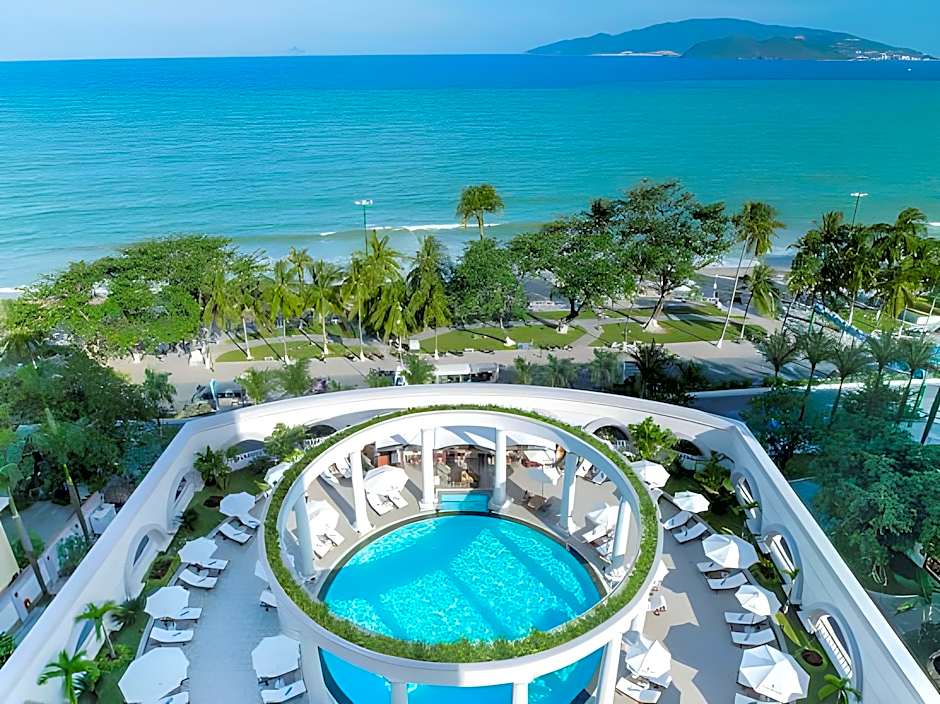 Sunrise Nha Trang Beach Hotel & Spa