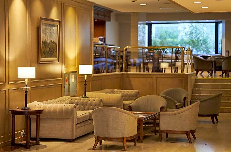 Cyan Americas Towers Hotel