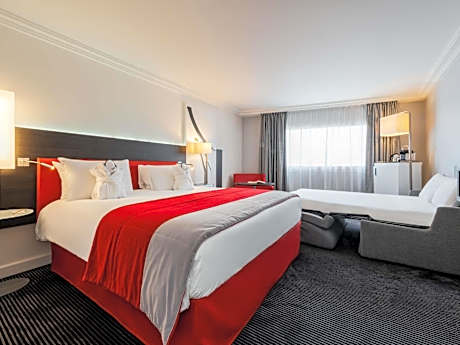 Privilege Room with One Double Bed and Sofa