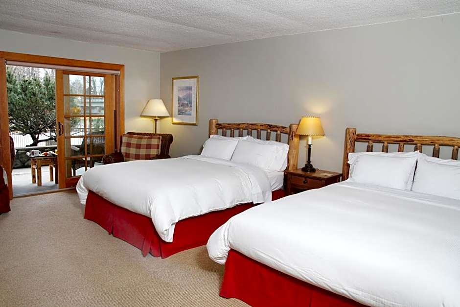 The Lodge at Riverside