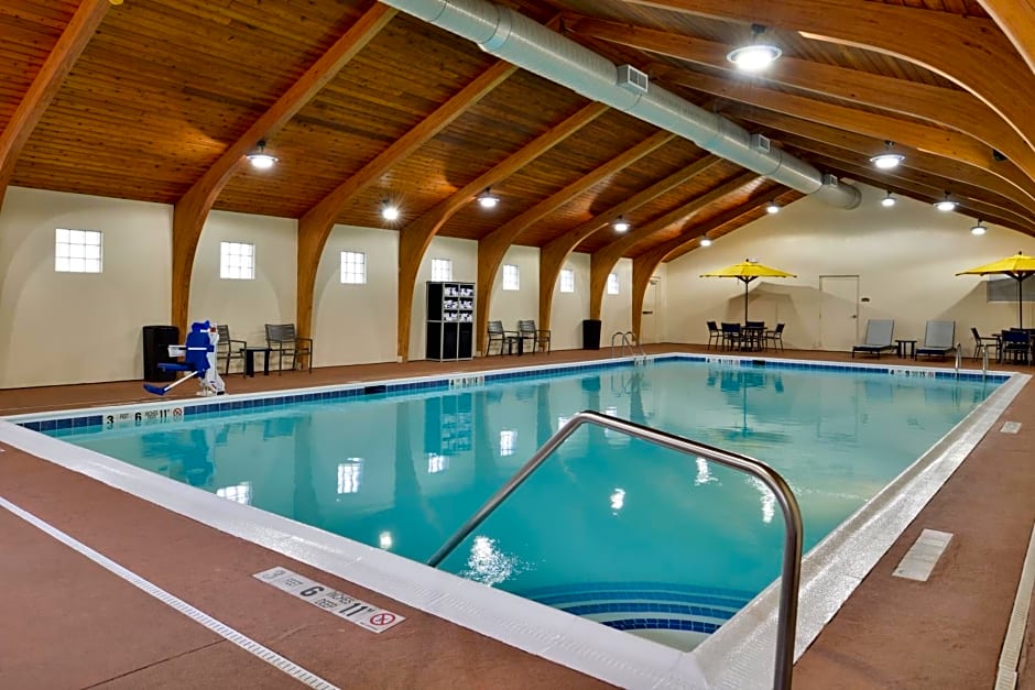 Holiday Inn Hotel & Suites Rochester - Marketplace By IHG
