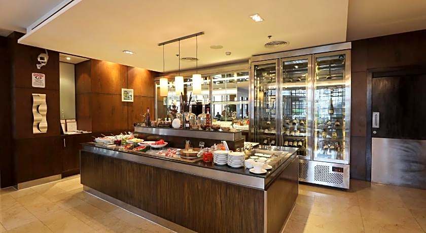 The Davis Bangkok