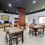 Urbanview Hotel Taman Suci Denpasar Bali