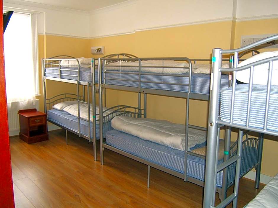 Dolphin Inn - The Lodge