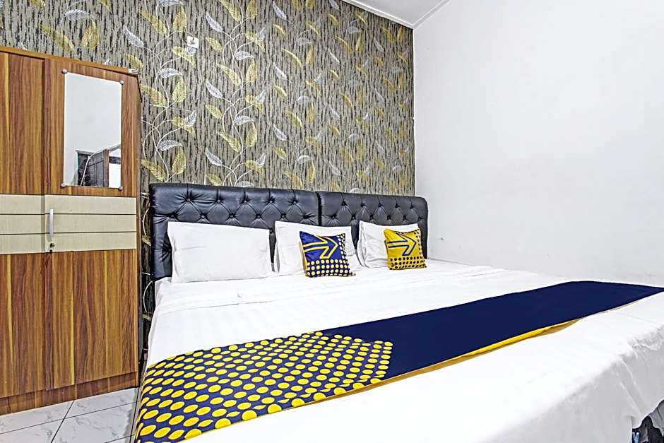 SPOT ON 91521 Mayong Guesthouse