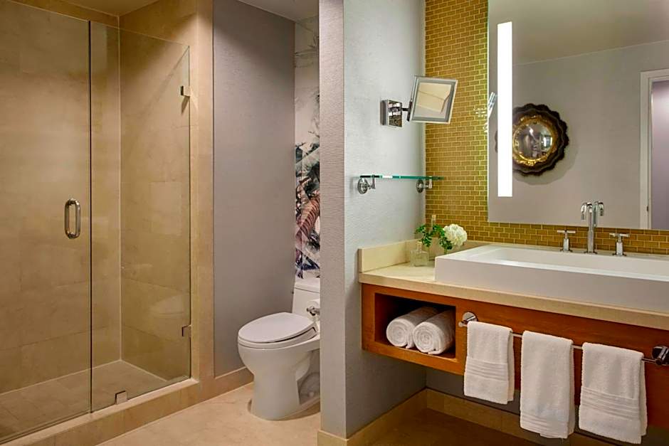 Renaissance Palm Springs Hotel