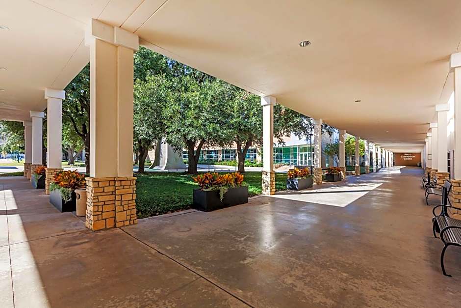 Hilton Waco