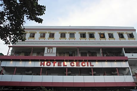 Hotel Cecil