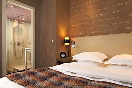 Two Connecting Double Rooms