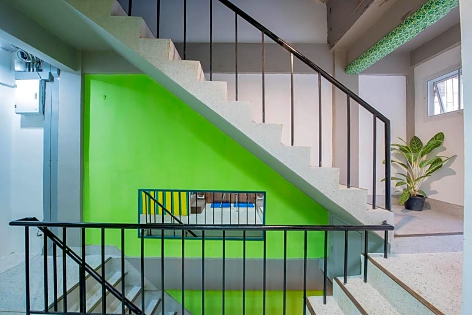 Elixir Hostel Bangkok