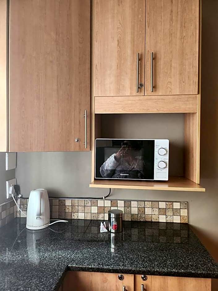 DR M BEAUTY LOUNGE AND GUEST HOUSE