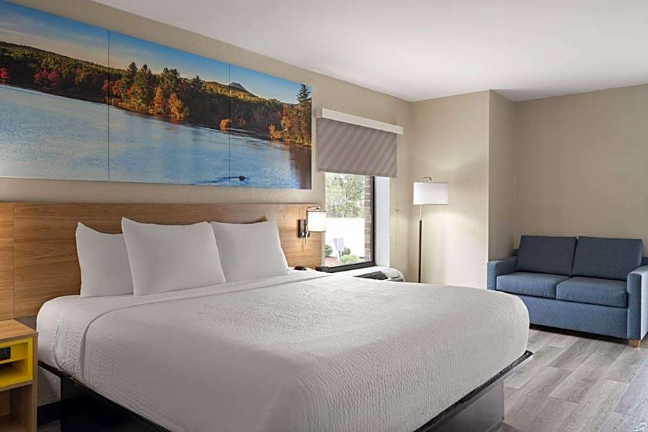 Days Inn by Wyndham Weldon Roanoke Rapids