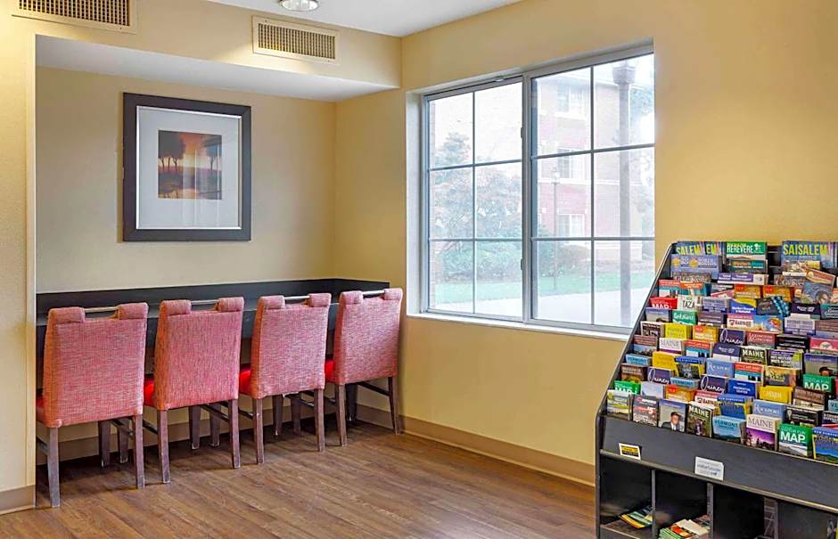 Extended Stay America Suites - Boston - Waltham - 32 4th Ave.