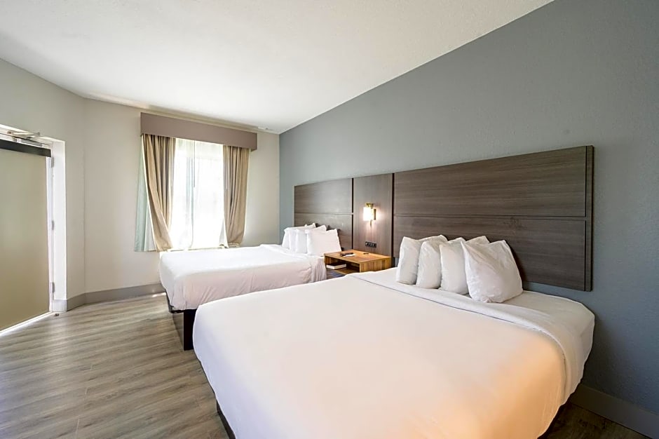 Hawthorn Extended Stay by Wyndham Panama City Beach
