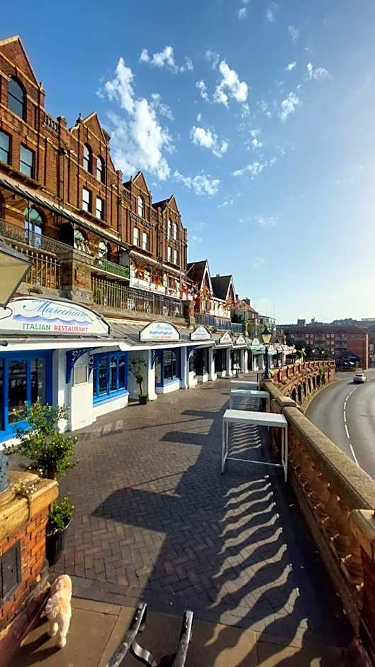 Royal Temple Yacht Club