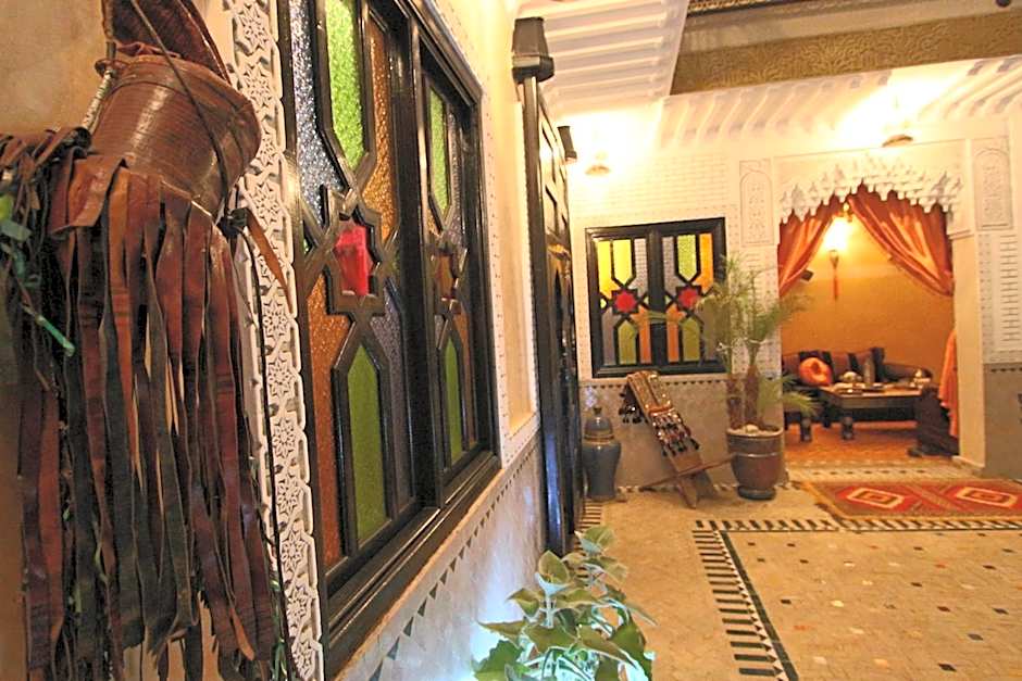 RIAD MAKENE MOUCHKILL